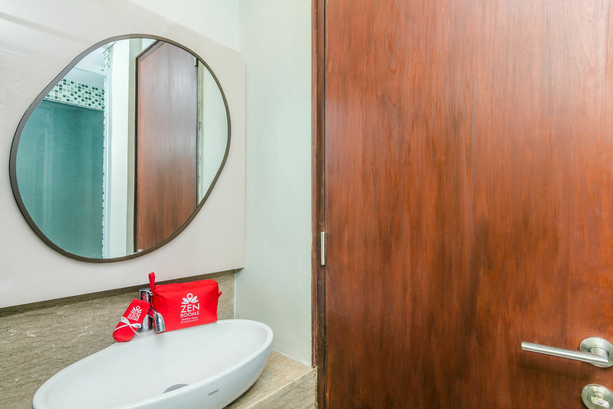 סמיניאק Zen Rooms Legian Werkudara מראה חיצוני תמונה